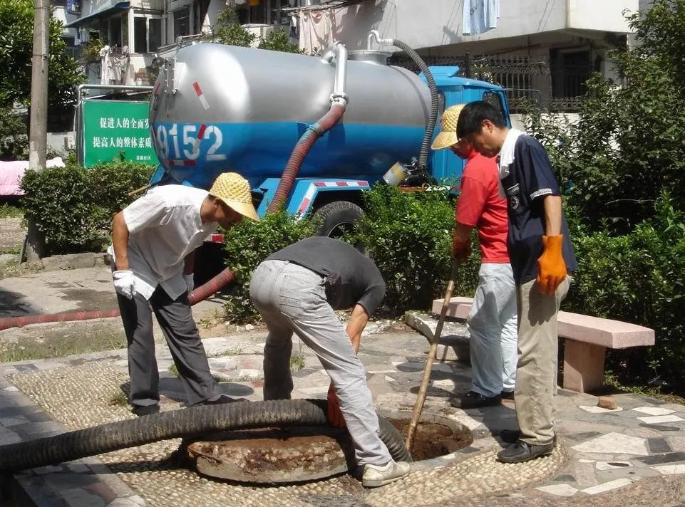 阳江家庭多个排水口同时变慢？附近管道疏通电话前的完工验收判断法的管道维护场景