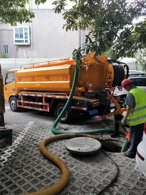 福州小型商铺马桶偶尔咕噜响,冲水后有声音但未溢出,应急顺序与附近疏通下水道电话15578999886