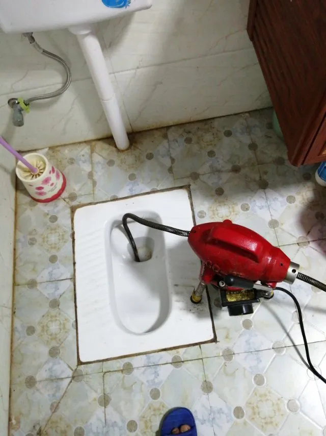 三明老旧住宅洗衣机排水地漏溢水?附近疏通下水道电话前的完工验收判断