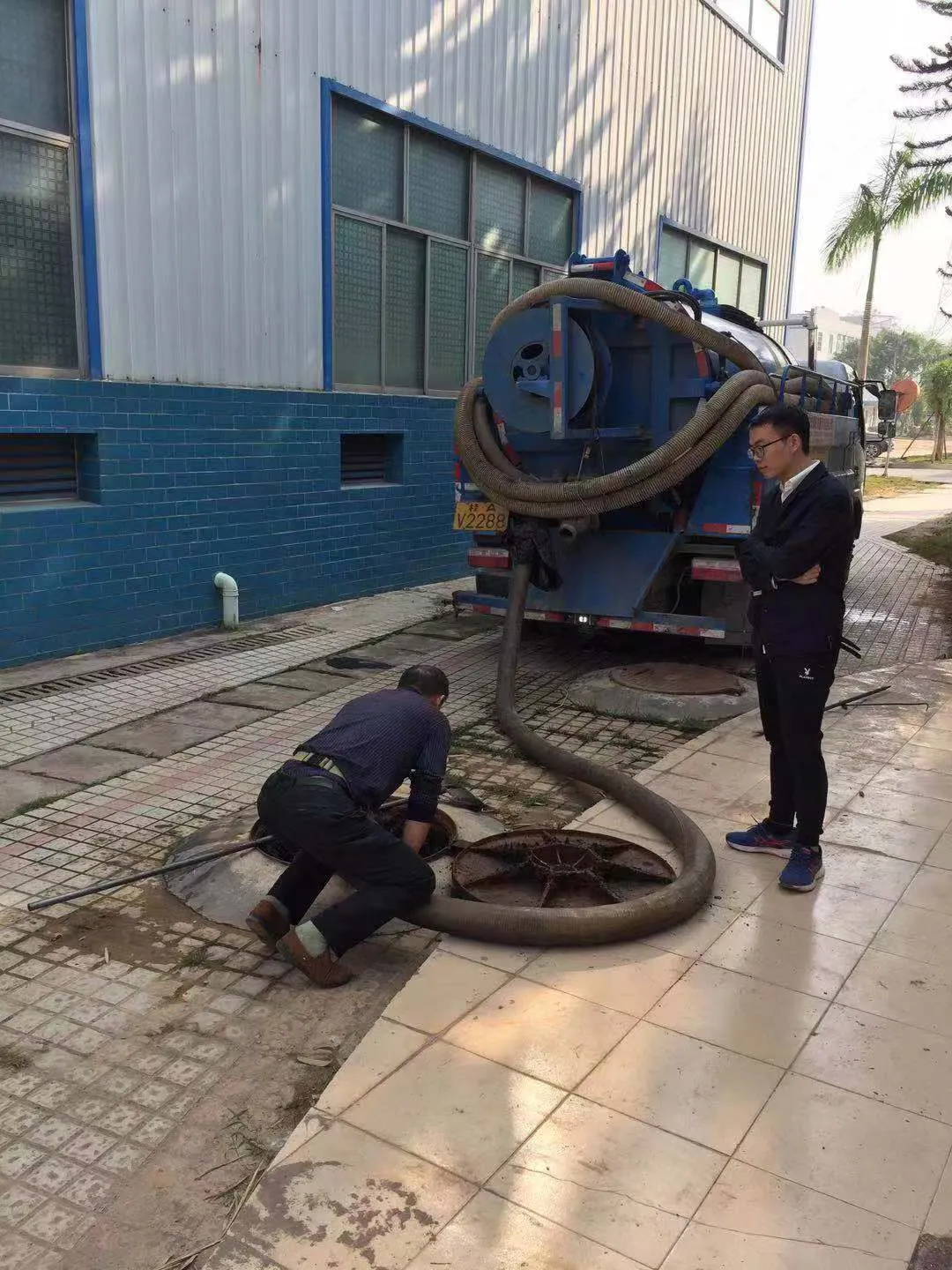 烟台家庭多个排水口同时变慢?附近疏通下水道电话应急顺序